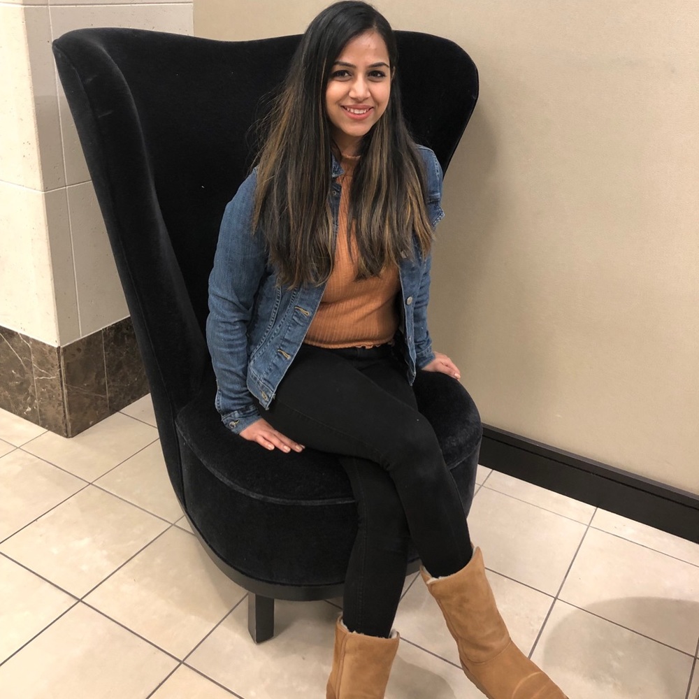 Meet your Posher, Takshila